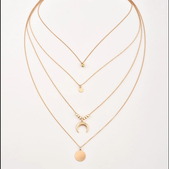 NWT Layered 4-strand Gold Double Horn Necklace - Picture 7 of 8